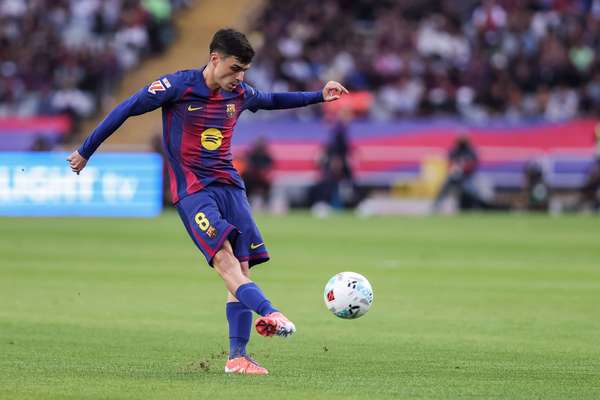 佩德里红牌终结41场连续出战纪录 弗里克再失中场核心