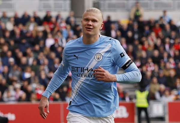 强强对话前数据揭秘：哈兰德生涯八战利物浦仅取一胜