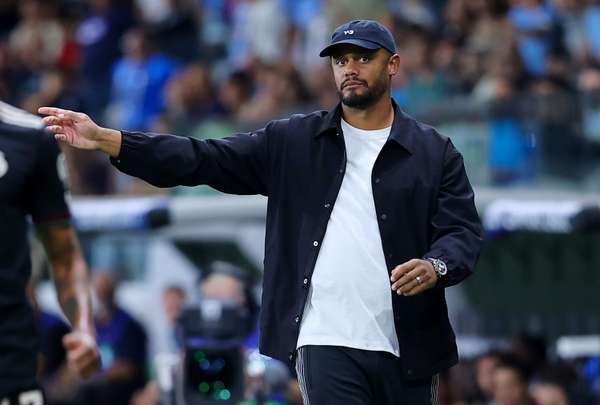 拜仁冬窗按兵不动 高层对现有阵容信心十足