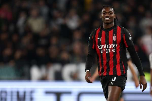 青训恩师盛赞莱奥：天赋堪比幼年C罗 具备世界级锋线潜质