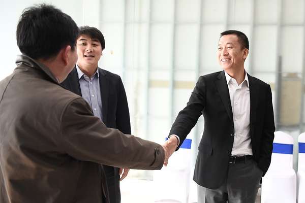 中赫国安九年坚守背后：民营足球俱乐部深陷债务困境