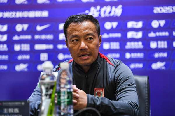 亚泰换帅风波：苏亚雷斯下课 少帅阎峰或临危受命